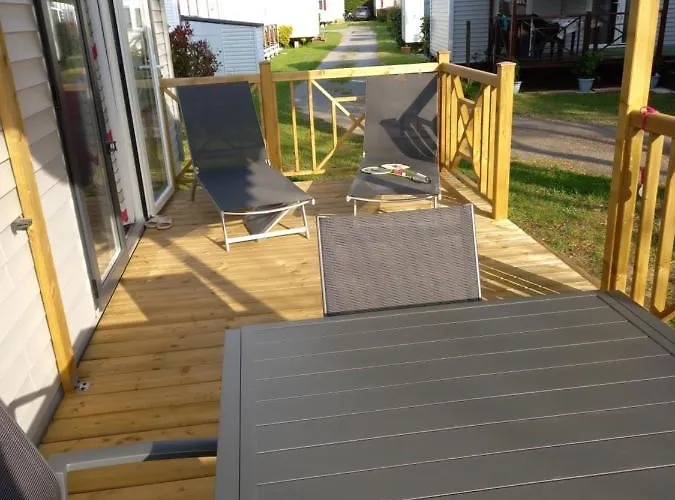 فندق Camping Yukadi Village Le Logis سانت باليه سور مير